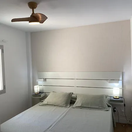 Apartment Numancia 1-4b *
